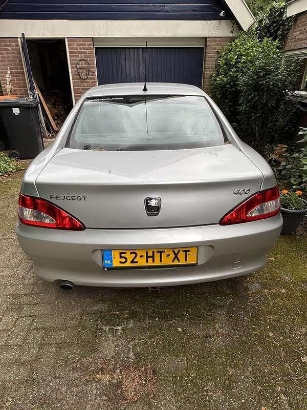 Gebruikt 2001 Peugeot 406 Coupe Coupé | € 2.500 - Afbeelding 1/4