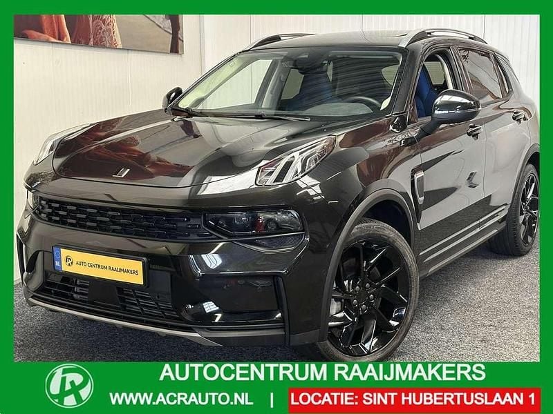 Zwart Gebruikt 2023 Lynk & Co 01 SUV | € 27.940 (Eerlijke prijs) - Afbeelding 1/4