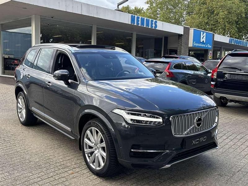 Grijs Gebruikt 2016 Volvo XC90 Inscription SUV | € 36.700 (Eerlijke prijs) - Afbeelding 1/4