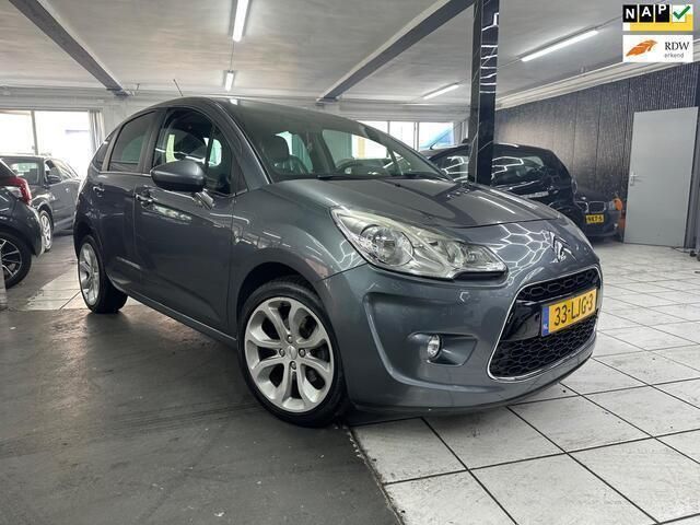 Grijs Gebruikt 2010 Citroën C3 Exclusive Hatchback | € 5.650 (Eerlijke prijs) - Afbeelding 1/4