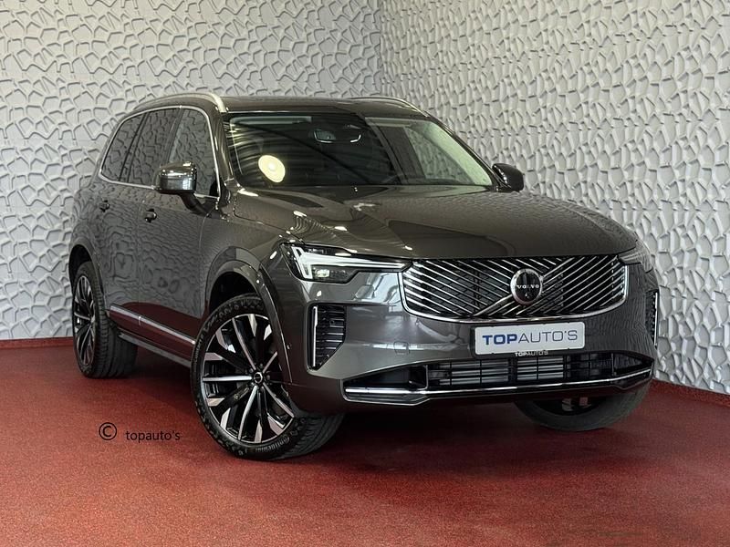 Grijs Nieuw 2025 Volvo XC90 Plus SUV | € 78.500 - Afbeelding 1/4