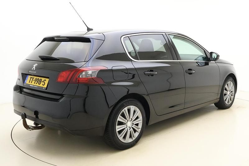 Occasion Peugeot 308 Allure 131 PK (96 kW) 2018 Zwart Hatchback