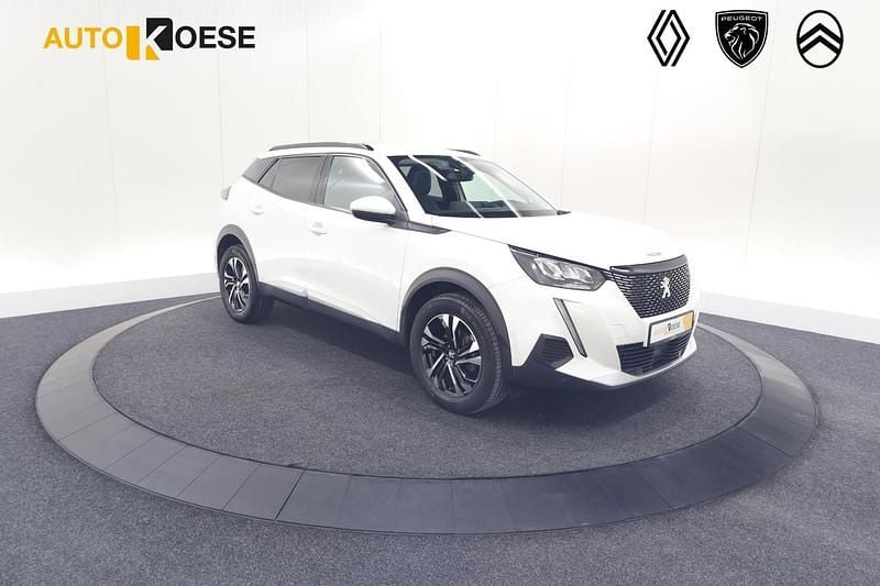 Wit Gebruikt 2025 Peugeot 2008 Allure SUV | € 18.295 - Afbeelding 1/4
