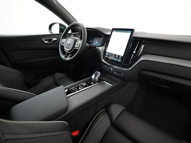 Nieuw Volvo XC60 Plus 2026 Zwart SUV