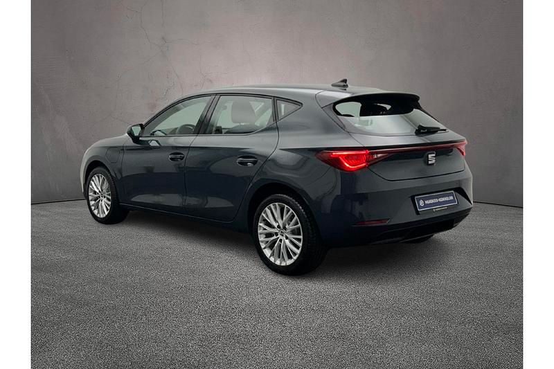 Nieuw Seat Leon Style 204 PK (150 kW) 2025 Blauw Hatchback