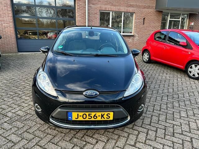 Occasion Ford Fiesta Ghia 82 PK (60 kW) 2011 Zwart Hatchback