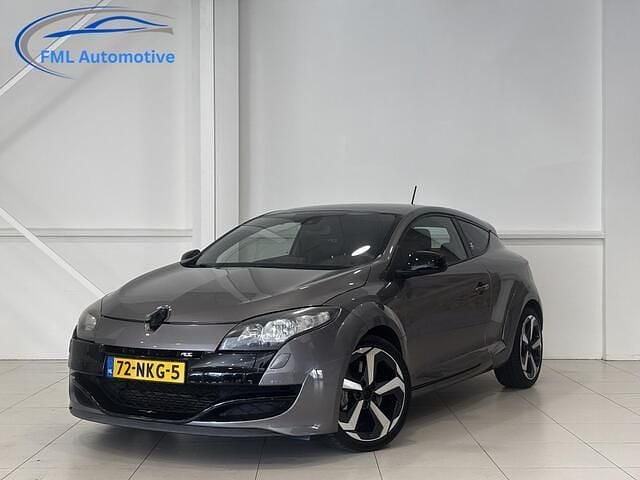 Grijs, metallic lak Gebruikt 2010 Renault Mégane Coupé R.S. Coupé | € 8.888 - Afbeelding 1/4