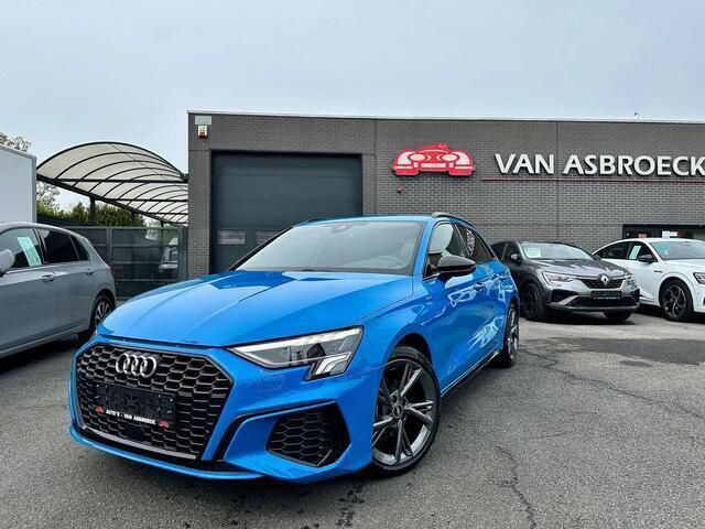 Blauw Gebruikt 2022 Audi A3 Business Sedan | € 30.500 (Eerlijke prijs) - Afbeelding 1/4