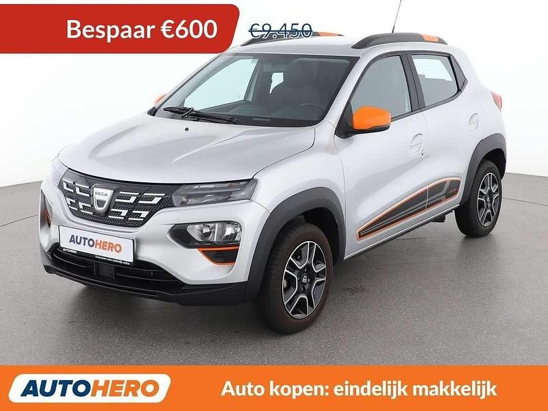 Occasion Dacia Spring Comfort Plus 33 kW (45 PK) 2022 Grijs Hatchback