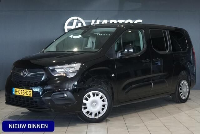 Zwart Gebruikt 2020 Opel Combo Edition MPV | € 22.850 - Afbeelding 1/4