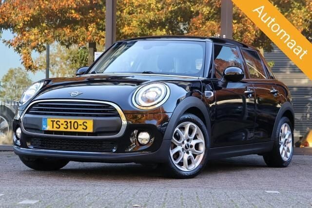 Zwart Gebruikt 2018 Mini ONE Pepper Hatchback | € 15.495 (Eerlijke prijs) - Afbeelding 1/4