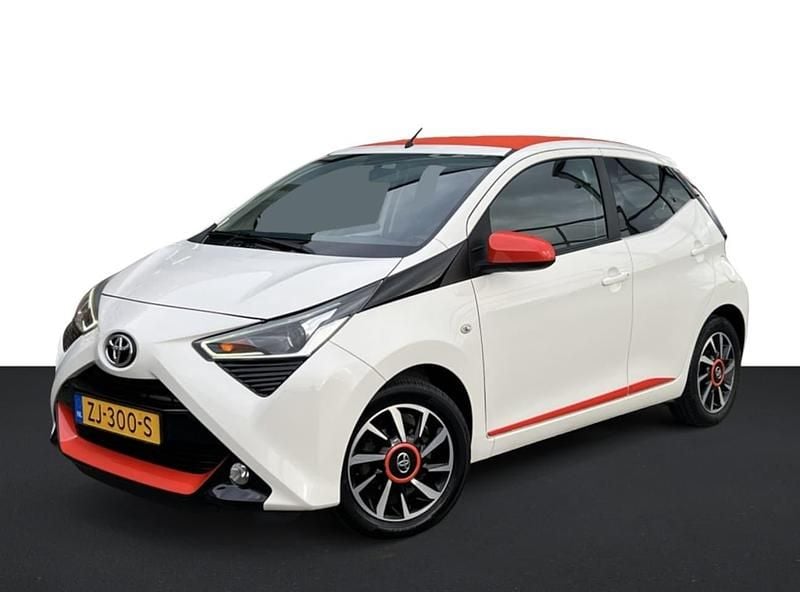 Occasion Toyota Aygo 72 PK (52 kW) 2019 Wit Hatchback