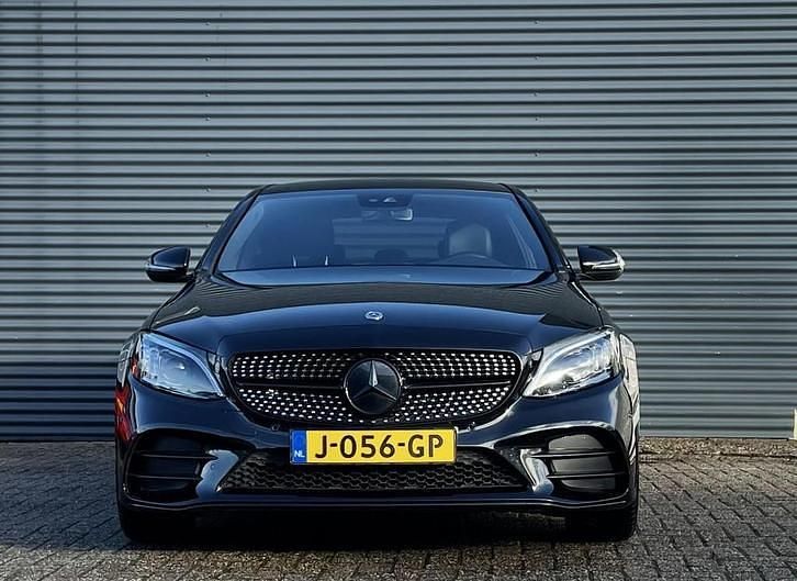 Occasion Mercedes C180 Business 156 PK (114 kW) 2020 Zwart (metallic) Sedan