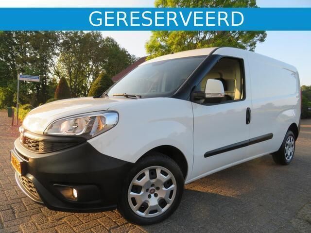 Wit Gebruikt 2015 Fiat Doblò MPV | € 9.200 (Eerlijke prijs) - Afbeelding 1/4
