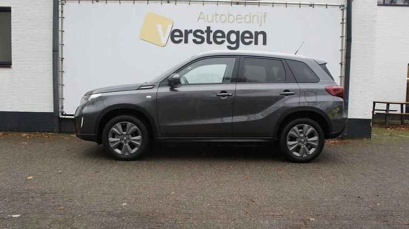 Occasion Suzuki Vitara 129 PK (94 kW) 2025 Grijs (metallic) SUV