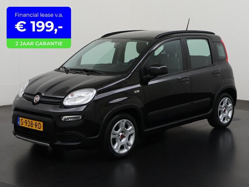 Nero cinema Gebruikt 2023 Fiat Panda City Life Hatchback | € 15.945 (Iets duurder) - Afbeelding 1/4