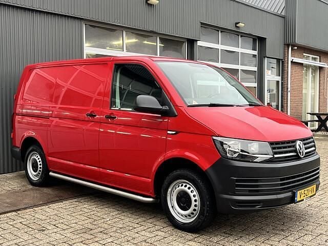 Rood Occasion 2019 VW T6.1 Van | € 13.950 (Super prijs) - Afbeelding 1/4