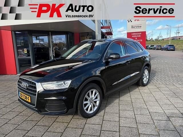 Zwart Gebruikt 2018 Audi Q3 Design SUV | € 21.445 (Eerlijke prijs) - Afbeelding 1/4