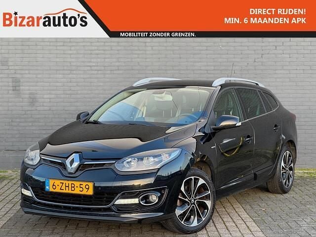 Zwart Occasion 2015 Renault Mégane GrandTour Bose Edition Stationwagen | € 4.950 (Eerlijke prijs) - Afbeelding 1/4