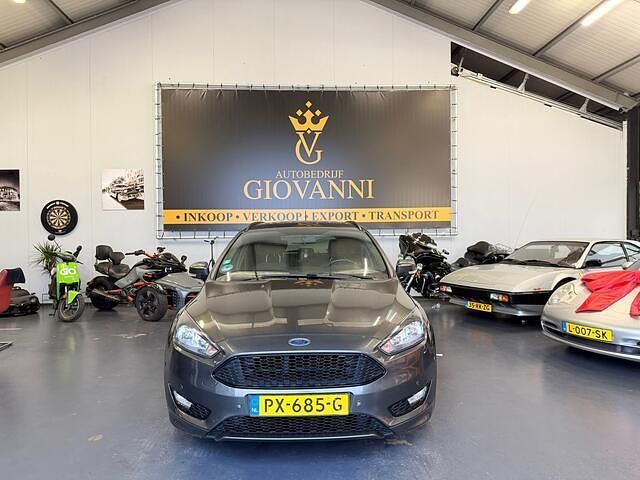 Occasion Ford Focus ST-Line 150 PK (110 kW) 2017 Grijs Stationwagen