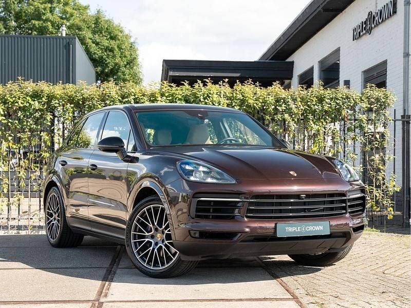 Bruin Gebruikt 2020 Porsche Cayenne Sport SUV | € 49.950 (Super prijs) - Afbeelding 1/4