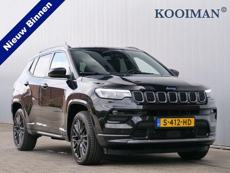 Zwart Gebruikt 2022 Jeep Compass SUV | € 24.395 (Goede deal) - Afbeelding 1/4
