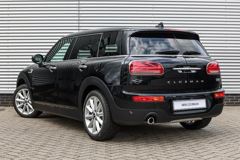 Occasion Mini Cooper Clubman Comfort 136 PK (100 kW) 2023 Zwart Stationwagen