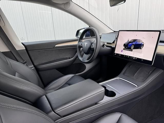 Occasion Tesla Model Y RWD 219 kW (299 PK) 2023 Blauw SUV
