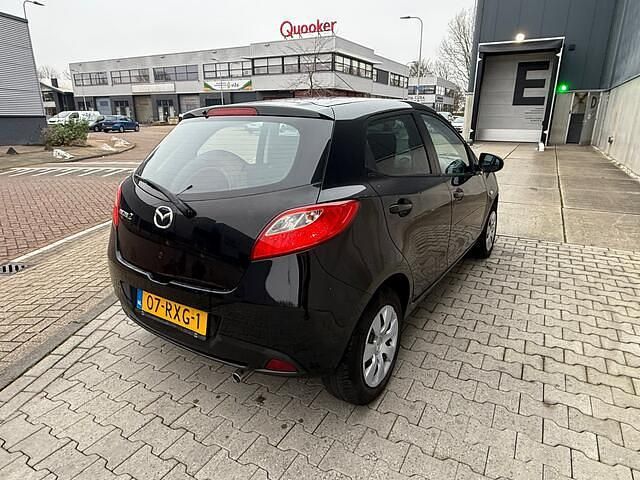 Occasion Mazda 2 75 PK (55 kW) 2011 Zwart Hatchback