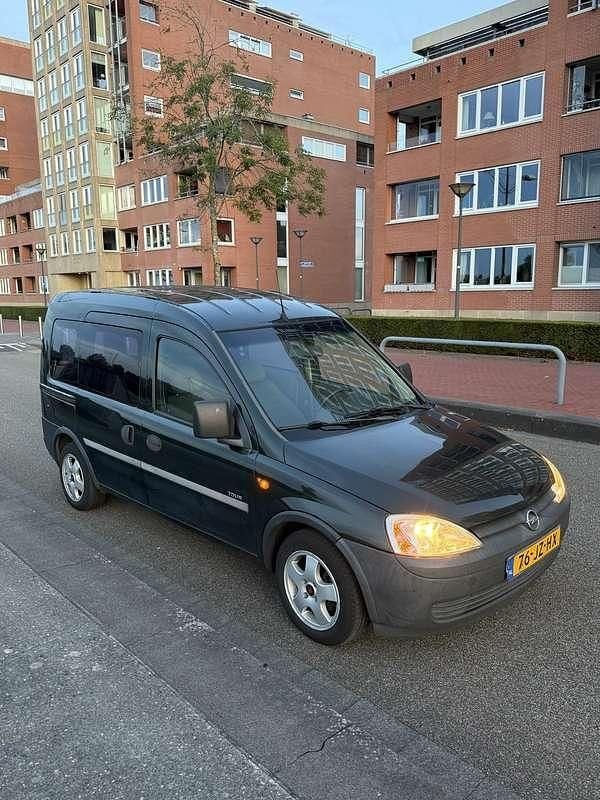 Gebruikt 2002 Opel Combo MPV | € 1.500 (Eerlijke prijs) - Afbeelding 1/4