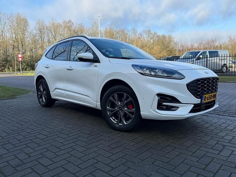 Wit Occasion 2022 Ford Kuga ST-Line SUV | € 24.300 (Goede deal) - Afbeelding 1/4