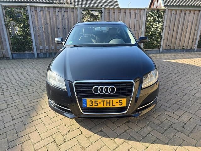 Occasion Audi A3 Sportback Attraction 105 PK (77 kW) 2012 Zwart (metallic) Hatchback