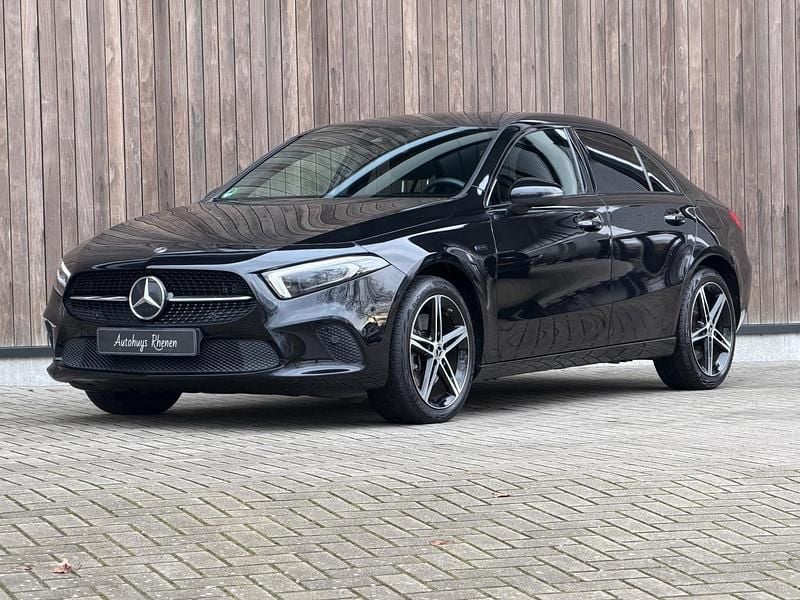 Occasion Mercedes A250 Premium 218 PK (160 kW) 2020 Zwart Sedan