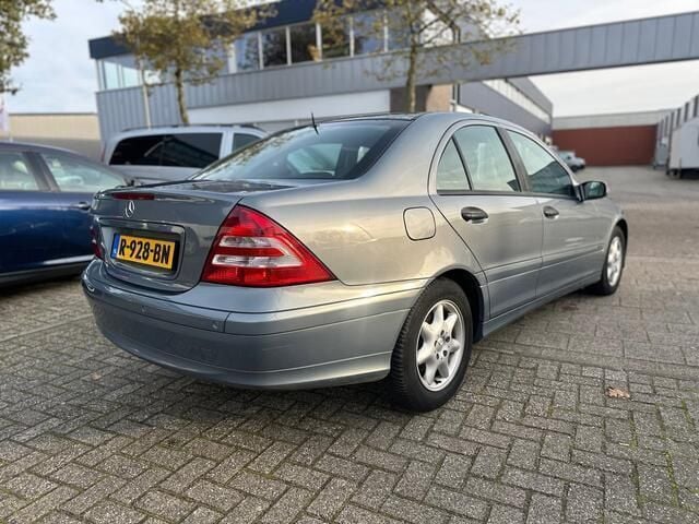 Occasion Mercedes C200 163 PK (119 kW) 2005 Grijs Sedan