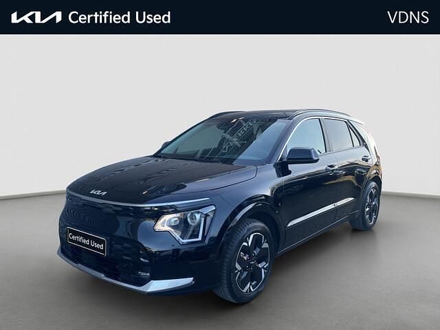 Zwart Gebruikt 2023 Kia e-Niro 2 SUV | € 36.945 (Iets duurder) - Afbeelding 1/4
