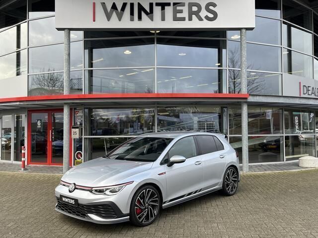 Zilver Gebruikt 2023 VW Golf VIII GTI Hatchback | € 43.320 (Eerlijke prijs) - Afbeelding 1/4