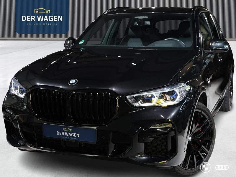 Zwart Occasion 2021 BMW X5 M Sport SUV | € 57.750 (Eerlijke prijs) - Afbeelding 1/4