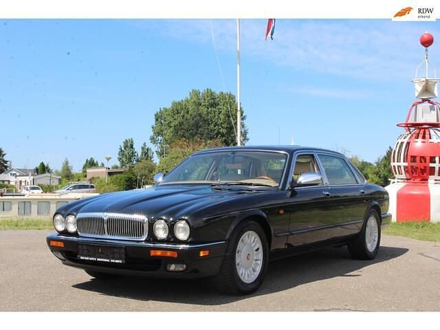 Zwart Gebruikt 1997 Jaguar XJ Executive Sedan | € 17.950 - Afbeelding 1/4