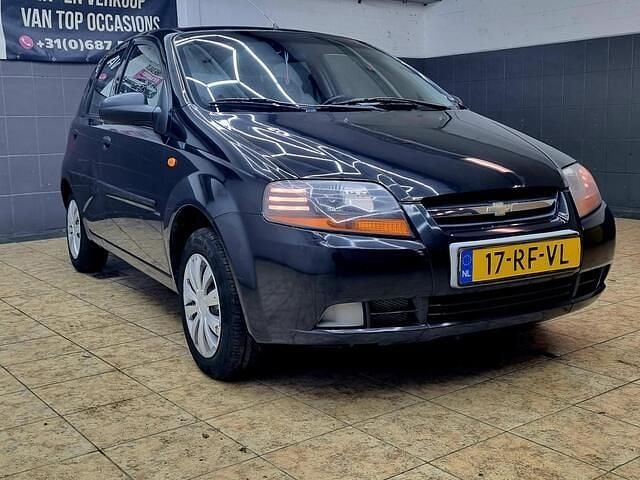 Zwart Occasion 2005 Chevrolet Kalos Hatchback | € 1.400 (Eerlijke prijs) - Afbeelding 1/4
