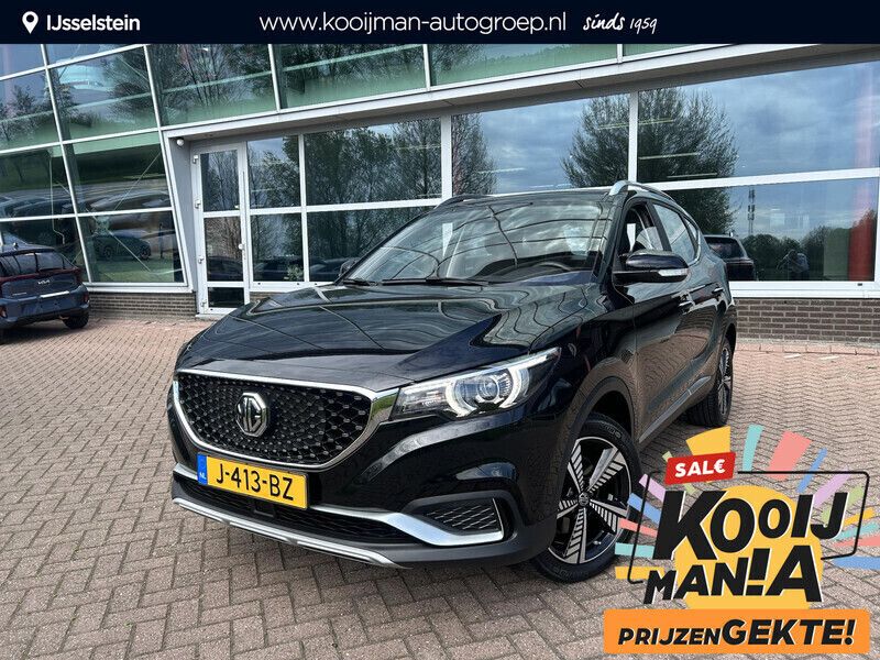 Zwart Gebruikt 2020 MG ZS Luxury Sedan | € 15.850 (Eerlijke prijs) - Afbeelding 1/4