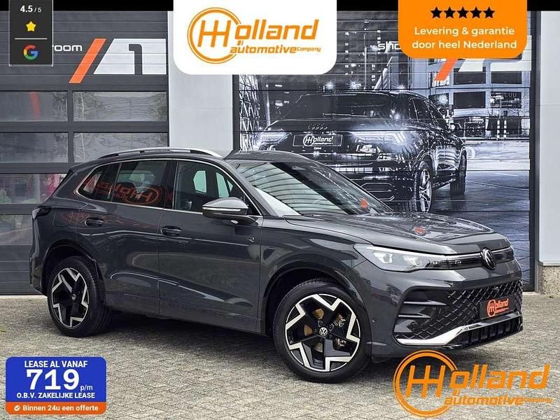 Grijs Gebruikt 2024 VW Tiguan R-line Edition SUV | € 44.850 (Super prijs) - Afbeelding 1/4