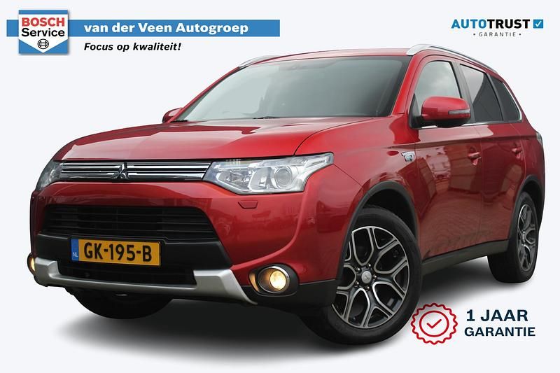 Occasion Mitsubishi Outlander P-HEV Edition 2015 Rood SUV