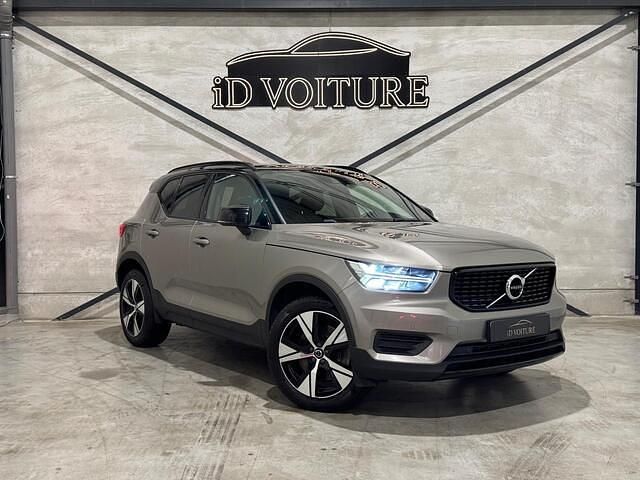Grijs (metallic) Occasion 2021 Volvo XC40 SUV | € 28.990 (Eerlijke prijs) - Afbeelding 1/4