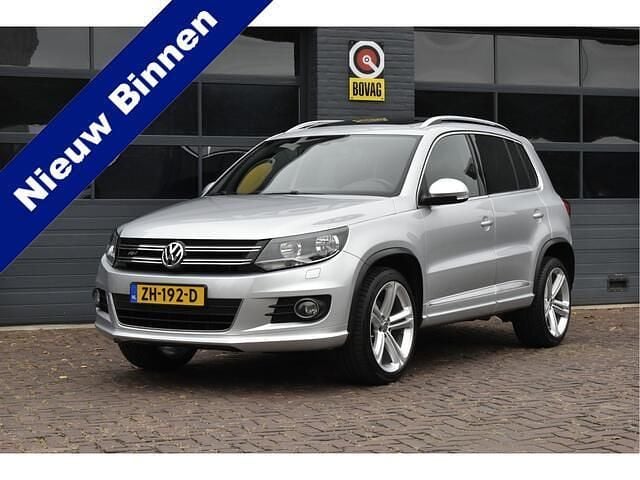 Zilver Gebruikt 2015 VW Tiguan R-line Edition SUV | € 16.950 (Eerlijke prijs) - Afbeelding 1/4