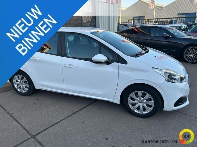 Wit Gebruikt 2017 Peugeot 208 Hatchback | € 8.950 (Eerlijke prijs) - Afbeelding 1/4