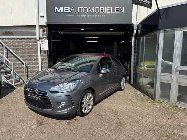 Grijs Gebruikt 2010 Citroën DS3 Sport Chic Hatchback | € 3.999 (Goede deal) - Afbeelding 1/4