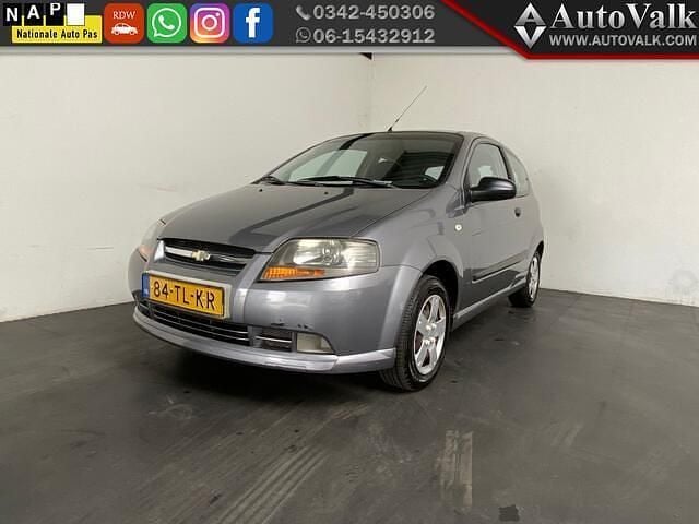 Grijs Gebruikt 2006 Chevrolet Kalos Hatchback | € 1.449 (Eerlijke prijs) - Afbeelding 1/4