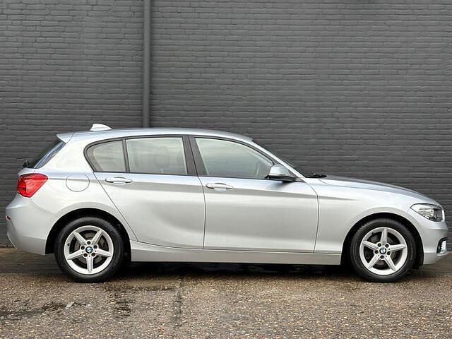 Occasion BMW 116 Sport Line 116 PK (85 kW) 2018 Grijs Hatchback