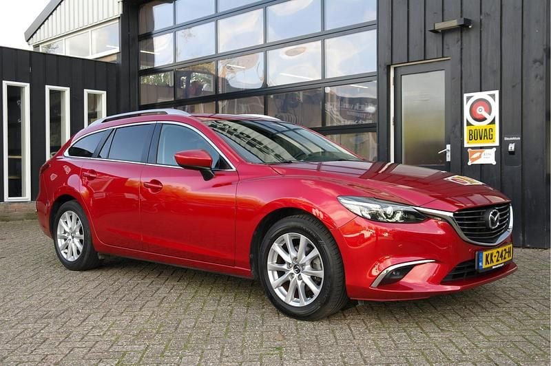 Rood Gebruikt 2016 Mazda 6 Stationwagen | € 18.589 (Eerlijke prijs) - Afbeelding 1/4