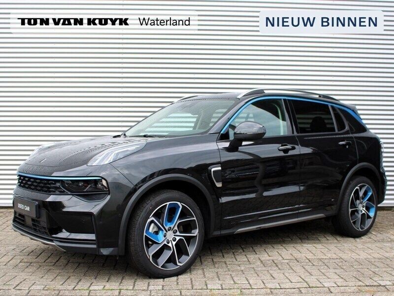 Zwart Gebruikt 2023 Lynk & Co 01 SUV | € 29.950 (Eerlijke prijs) - Afbeelding 1/4